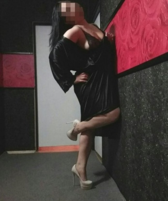 Нежная и обворожительная красотка приглашает в гости для совместного времяпровождения. Подарю тебе море нежности и страсти! 14327, 32 года